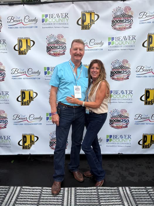 Senator Vogel stands with his wife at the Beaver County BOOM 250 Celebration