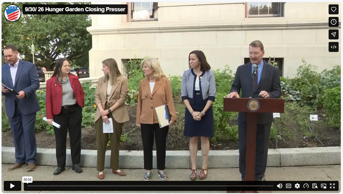 Senator Vogel with a group of people at the hunger garden closing: video